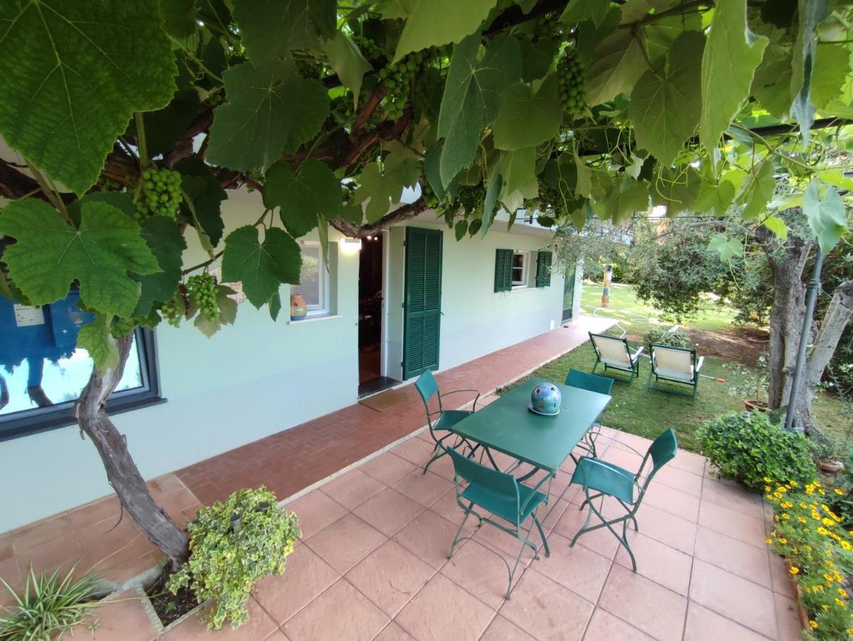 Holiday home Independent With A Fabulous Patio - Casa Penny Cisano sul Neva